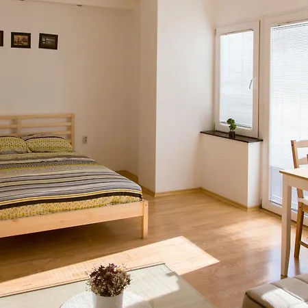 Cozy Studio Beverly Hills In Center Appartamento Skopje