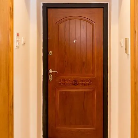 Cozy Studio Beverly Hills In Center Skopje